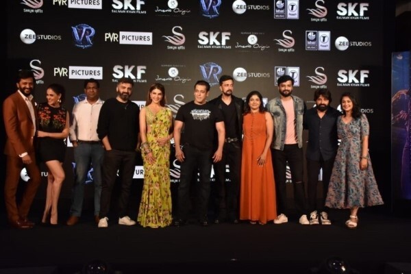 Salman Khan, Kiccha Sudeep other celebs During pre-release event of Vikrant Rona