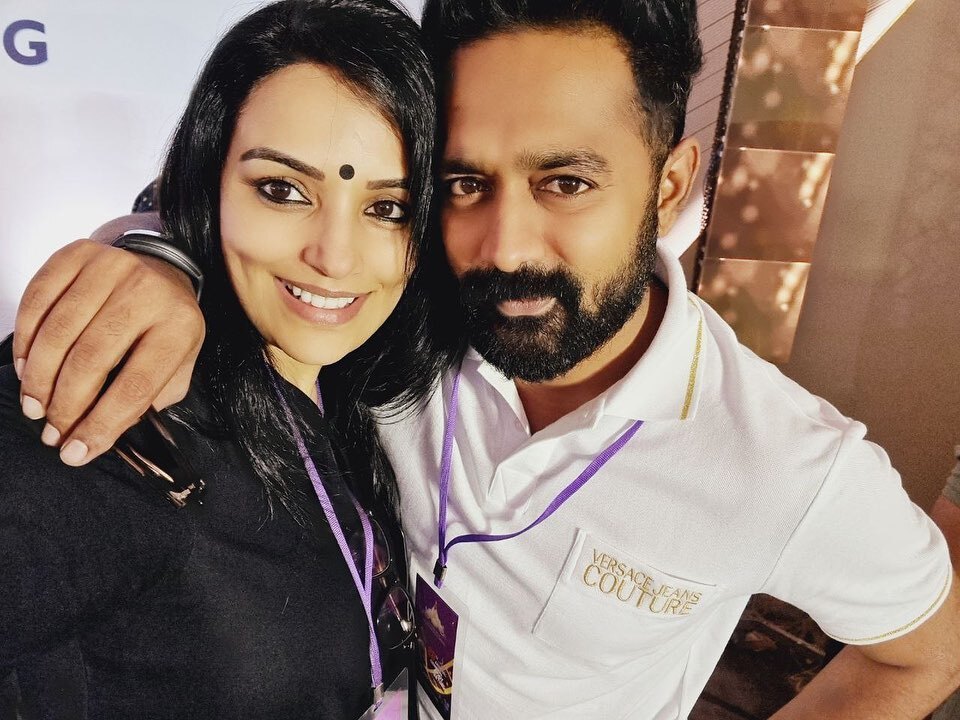 ഉയ്യോ നിങ്ങള് നാലും ഞങ്ങടെ മനസ്സിലാണ് കയറിയത്.. സാള്‍ട്ട് ആന്റ് പെപ്പര്‍ ഓര്‍മയുമായി ശ്വേത മേനോന്‍