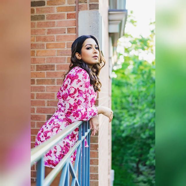 Tollywood Actress Catherine Tresa Latest Photos