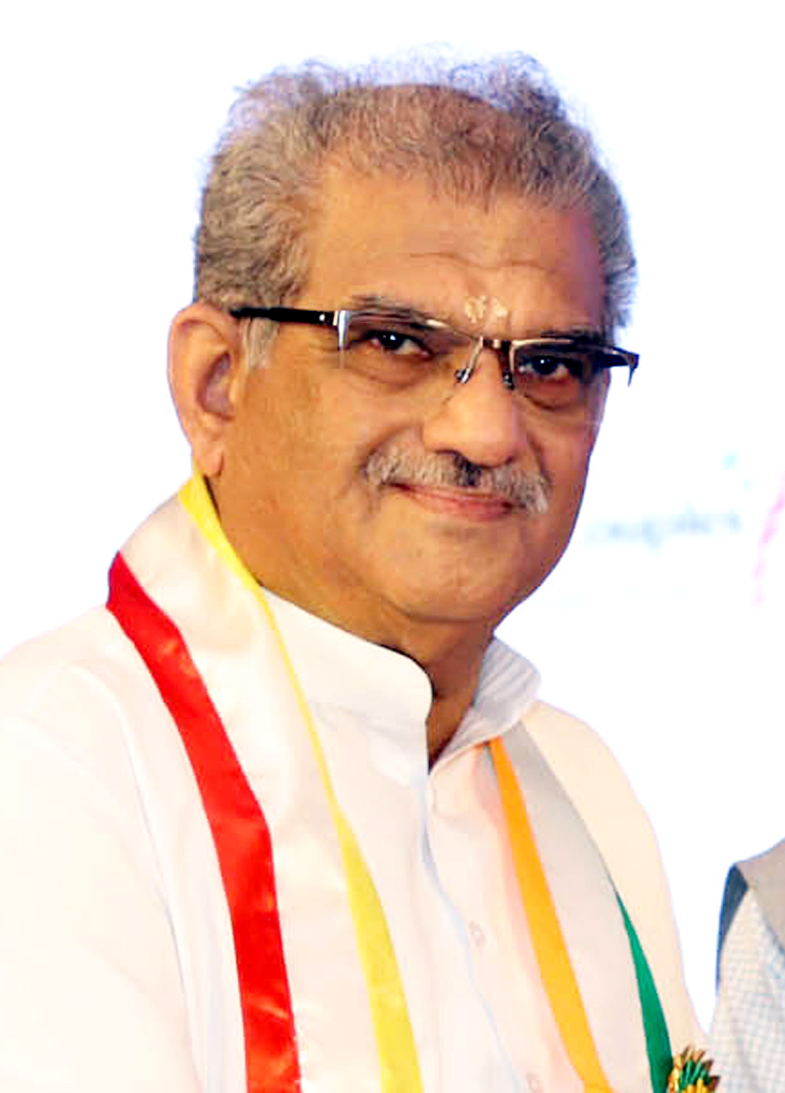 ಅಪ್ರತಿಮ ಧರ್ಮಸೇವಕ, ಸಮಾಜಸೇವಕ ಡಾ. ವೀರೇಂದ್ರ ಹೆಗ್ಗಡೆ