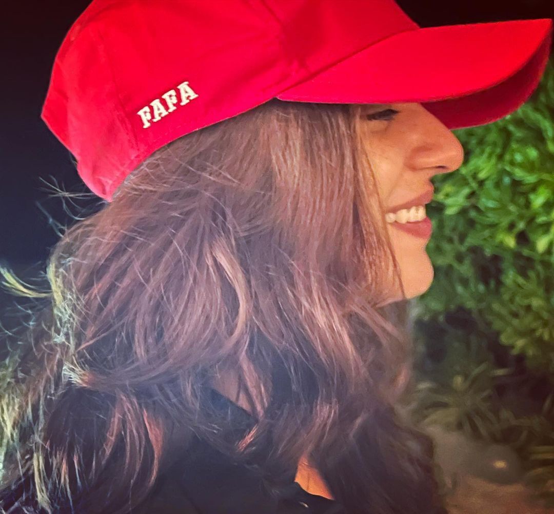  'പ്രായം കൂടുന്തോറും പൊളിയാകുന്ന ഫാഫയെന്ന നസ്രിയ..കൗതുകം ഒളിപ്പിച്ച് തൊപ്പിയും';വൈറലായി പിറന്നാൾ ചിത്രങ്ങൾ