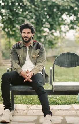 ഗ്ലാമറസ് ലുക്കില്‍ ദുല്‍ഖറും, മൃണാലും...വൈറലായി പുത്തൻ ഫോട്ടോഷൂട്ട്..കാണം ചിത്രങ്ങള്‍