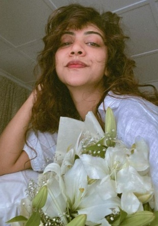 കടല്‍ തീരത്ത് ഗ്ലാമറസ് ഫോട്ടോഷൂട്ടുമായി മഡോണ സെബാസ്റ്റ്യൻ... കാണാം ചിത്രങ്ങള്‍