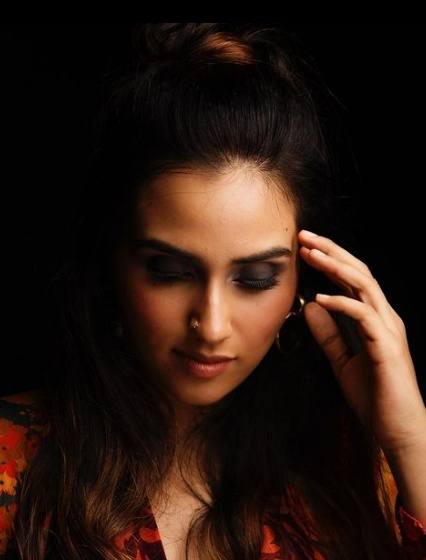 സൂപ്പര്‍ ക്യൂട്ട് ലുക്കില്‍ താര പുത്രി...മാളവിക ജയറാമിന്റെ പുത്തൻ ചിത്രങ്ങളും ഹിറ്റ്..