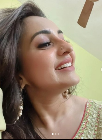  ഗ്ലാമറസ് ലുക്കില്‍ ഭാമ.. പൊളിയെന്ന് ആരാധകര്‍.. വൈറലായി പുത്തൻ ചിത്രങ്ങള്‍