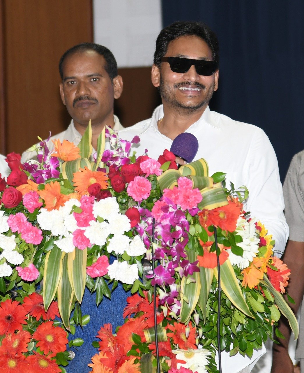 ఏపీలో ప్లాస్టిక్ ఫ్లెక్సీలపై బ్యాన్.. విశాఖ వేదికగా సీఎం జగన్ ప్రకటన