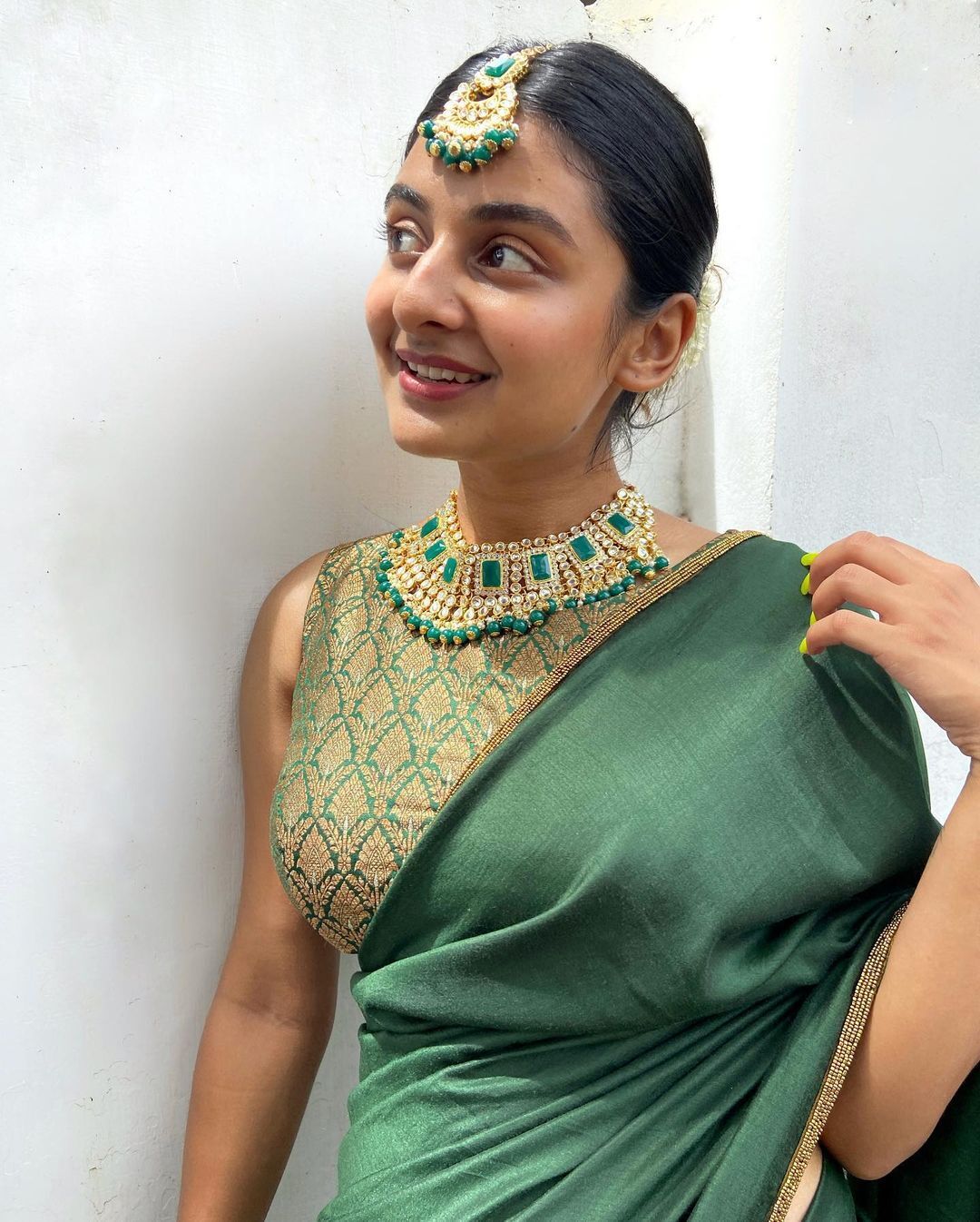   ക്യൂട്ട്, സ്റ്റൈലിഷ് , സ്മാർട്ട് .... തരംഗമാകാൻ എസ്തറിന്റെ തകർപ്പൻ ഫോട്ടോഷൂട്ട്... കാണാം ചിത്രങ്ങൾ