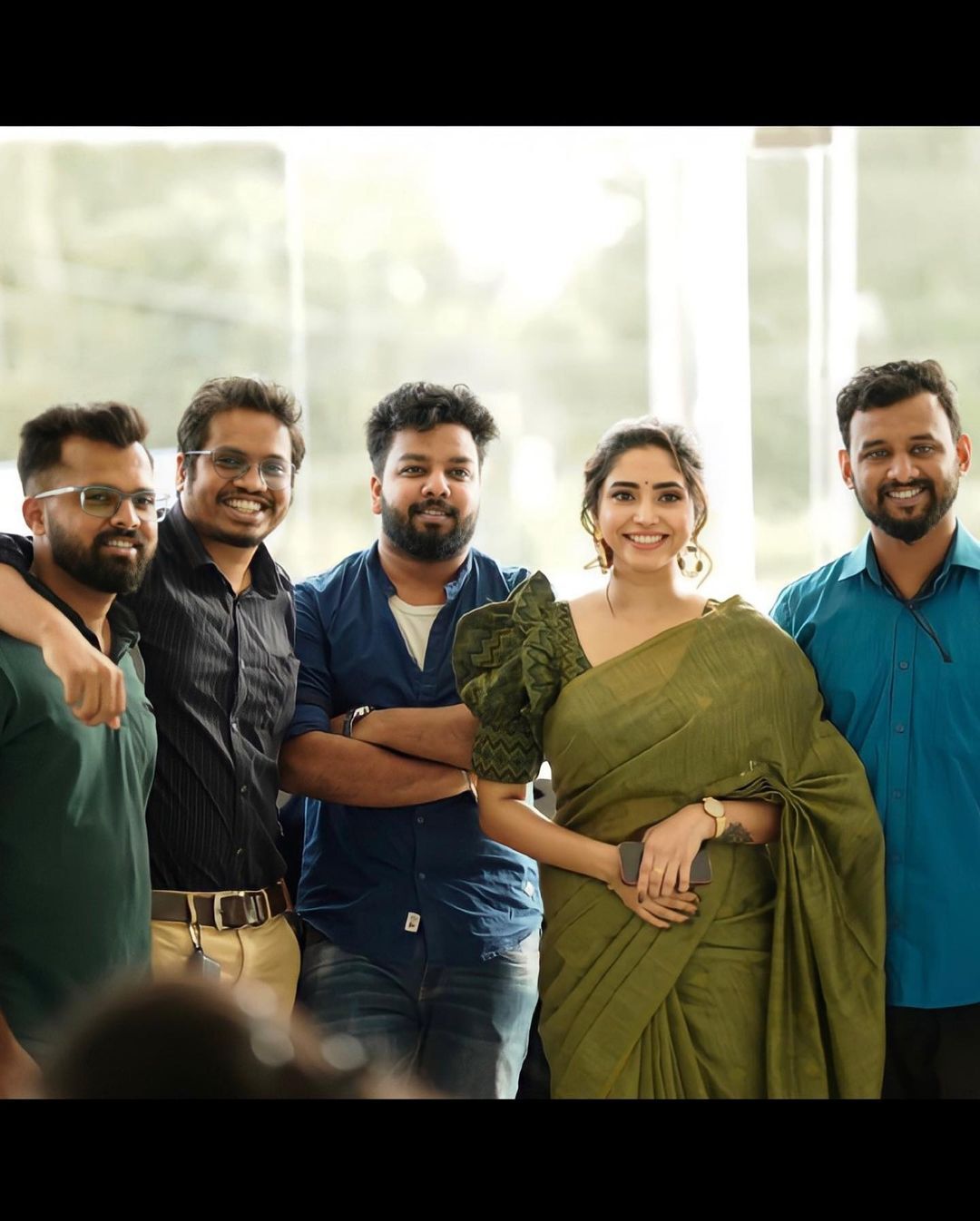 പച്ച തീയാണ് ഞാന്‍...ബ്ലാക്ക് ബീസ്റ്റ് ആണു നീ; അമ്പമ്പോ..ഇത് എന്തൊരു ക്യാപ്ഷന്‍, അമേയ പൊളിച്ചു 