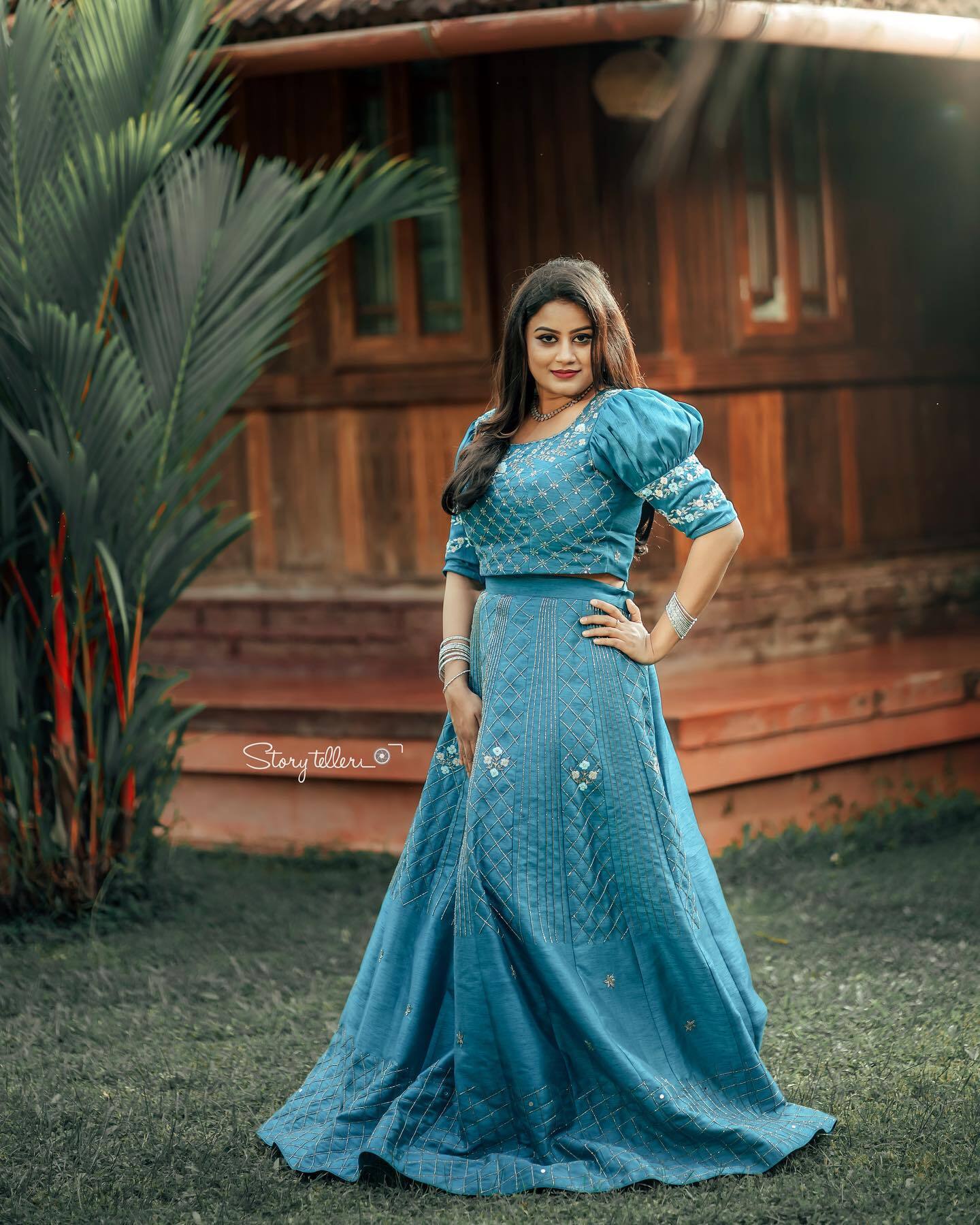 വന്നു... കണ്ടു.. കീഴടക്കി..; കിടിലന്‍ ലുക്കില്‍ അന്‍സിബ, വൈറല്‍ ചിത്രങ്ങള്‍