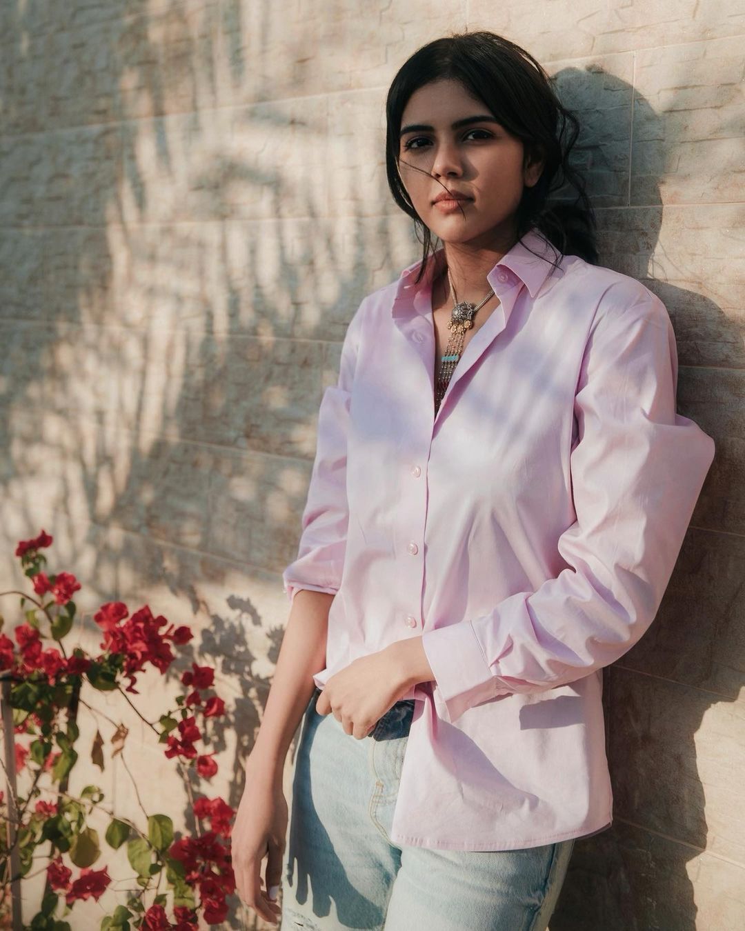 ഇതാണ് ഉത്സാഹിയായ ബീപ്പാത്തു; കളര്‍ഫുള്‍ ലുക്കില്‍ സ്റ്റൈലിഷായി കല്യാണി പ്രിയദര്‍ശന്‍, മൊഞ്ച് കൂടിയെന്ന് ആരാധകര്‍