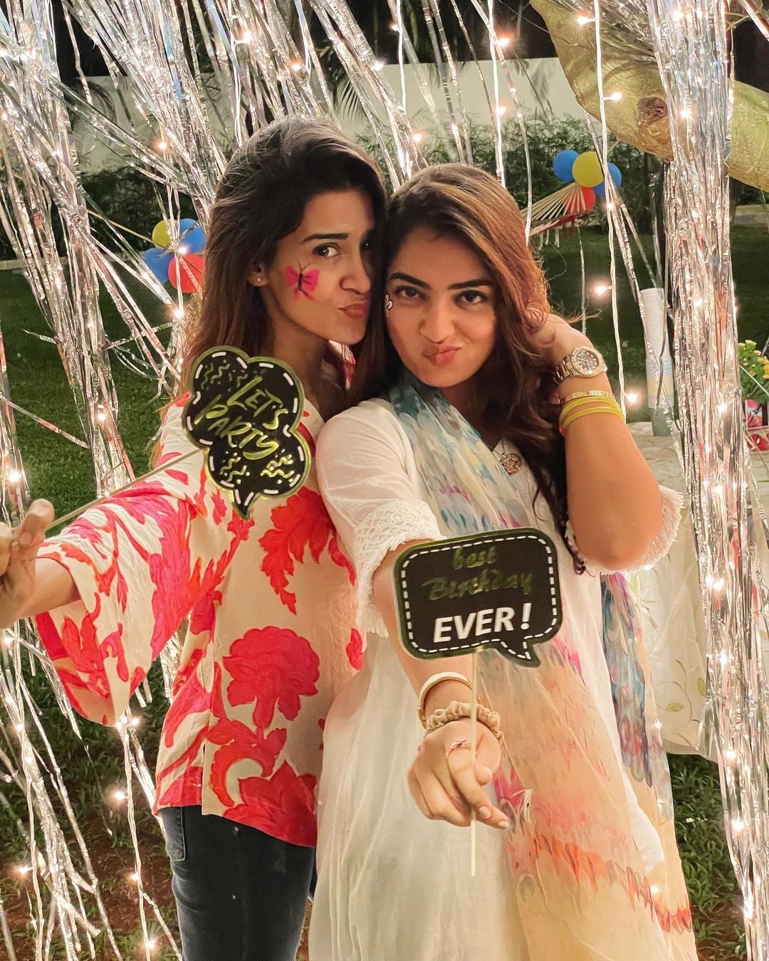 നസ്രിയ...ഇത് സൂപ്പര്‍ ക്യൂട്ട്; എന്തൊരു ഭംഗിയാണ് രണ്ടാളും, വൈറലായി ചിത്രങ്ങള്‍