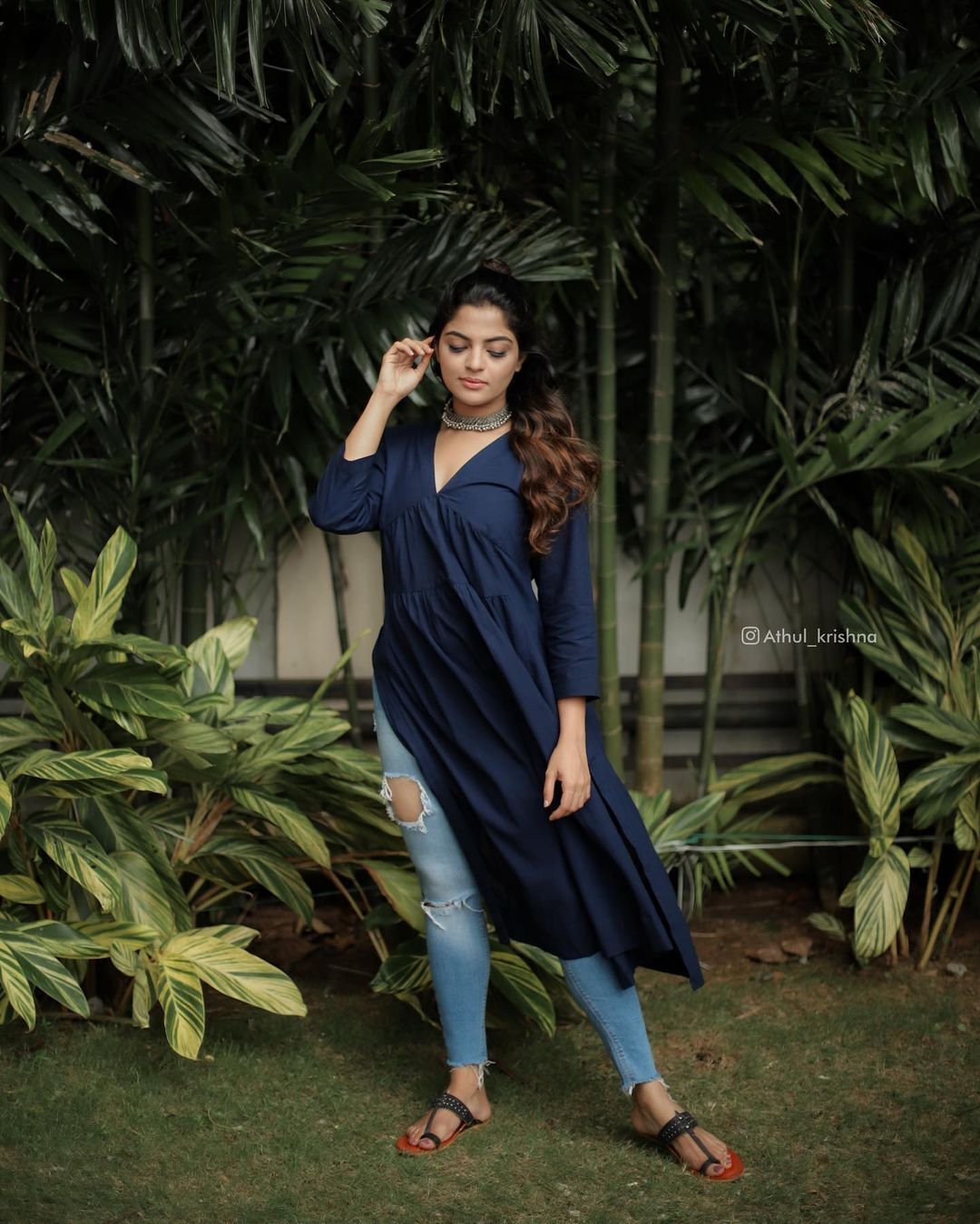 നിഖില... ബോളിവുഡ് താരങ്ങള്‍ പിന്നിലാകുമല്ലോ; എന്തൊരു ലുക്കാണ്, വൈറല്‍ ചിത്രങ്ങള്‍