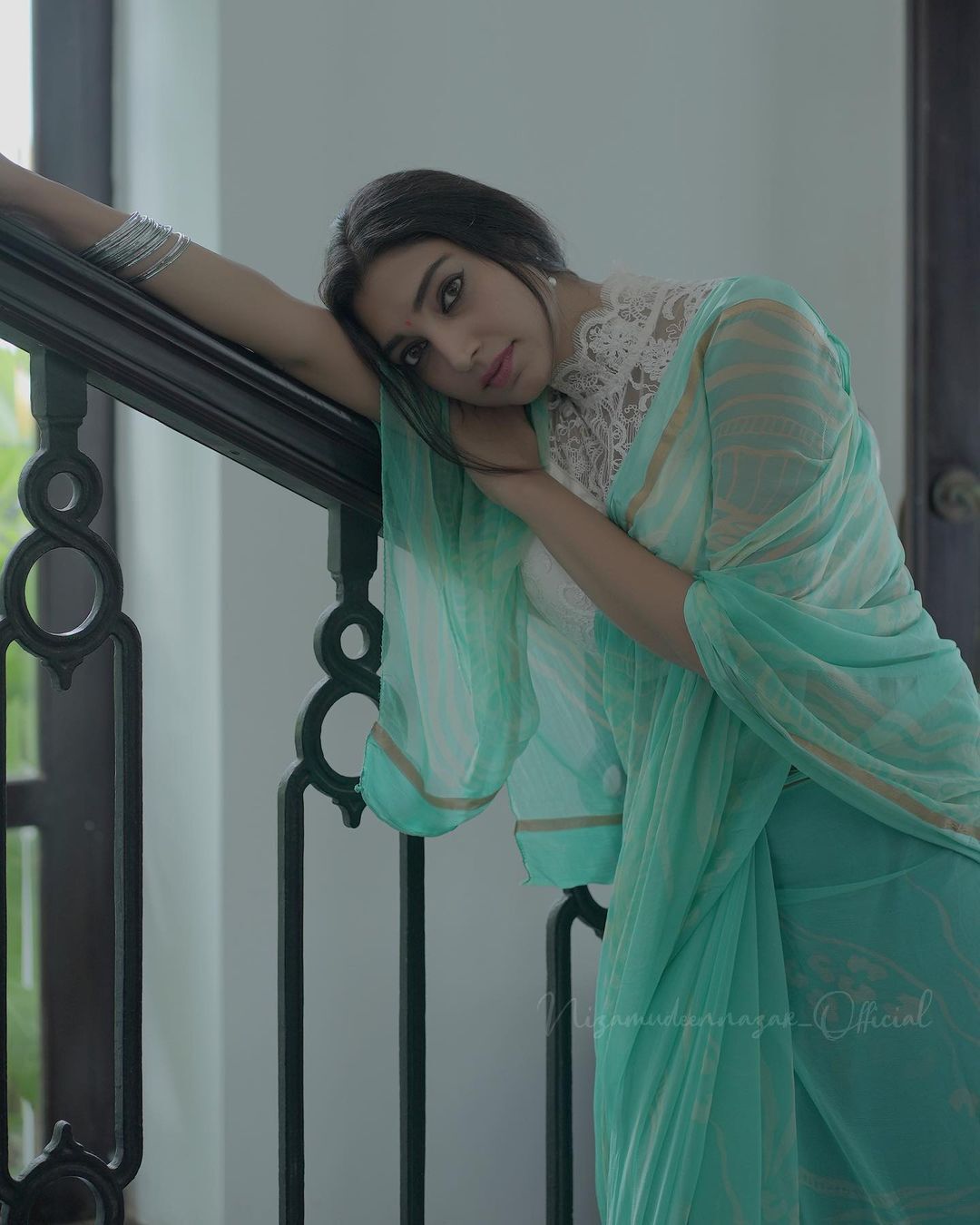 എന്തൊരഴകാണ്.... ഇത് അത്തം സ്പെഷ്യൽ, കേരള സാരിയിൽ അതീവ സുന്ദരിയായി റിതു മന്ത്ര!