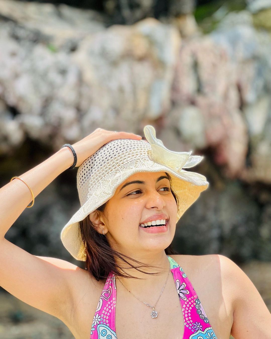 പ്രിയപ്പെട്ടവനൊപ്പം അടിച്ചുപൊളിച്ച് ദിയ; നിങ്ങള്‍ രണ്ട് പേരും ക്യൂട്ടാണെന്ന് ആരാധകര്‍