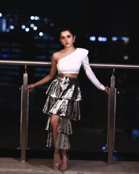 Bollywood Actress Shirley Setia Latest Photos