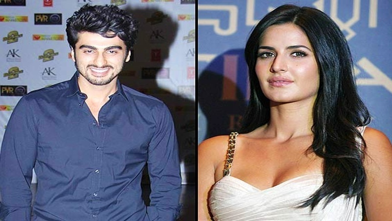 രക്ഷാബന്ധന്‍ കളറാക്കി ബോളിവുഡ് താരങ്ങള്‍, ആഘോഷത്തില്‍ ആറാടി പ്രിയങ്കയും സല്‍മാന്‍ ഖാനും ഹൃതിക്കും....കാണാം ചിത്രങ്ങള്‍