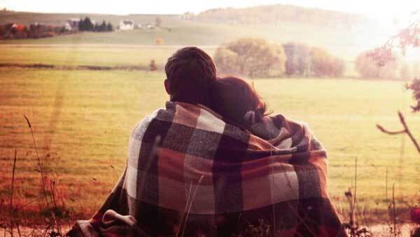 ദേഷ്യം വന്നപ്പോള്‍ കാമുകിയുടെ ബാഗില്‍ മൂത്രം ഒഴിച്ചു, എന്റെ പൊന്നോ...പിന്നെ ഒന്നും കാമുകന് ഓര്‍മ്മയില്ല