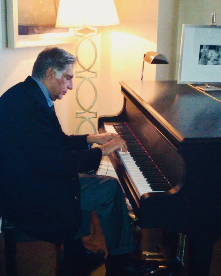 അദാനിയും അംബാനിയും രത്തന്‍ ടാറ്റയും എത്ര വരെ പഠിച്ചു? വിദ്യാഭ്യാസ യോഗ്യത എന്ത്? അറിയാം