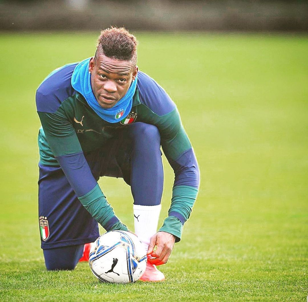 ഇങ്ങനെയുണ്ടോ ഒരു തലമുടി ഭ്രാന്തന്മാര്‍: ഫുട്‌ബോള്‍ കളത്തിലെ ഫ്രീക്കന്മാര്‍ ഇവര്‍, എല്ലാം സൂപ്പര്‍ താരങ്ങള്‍