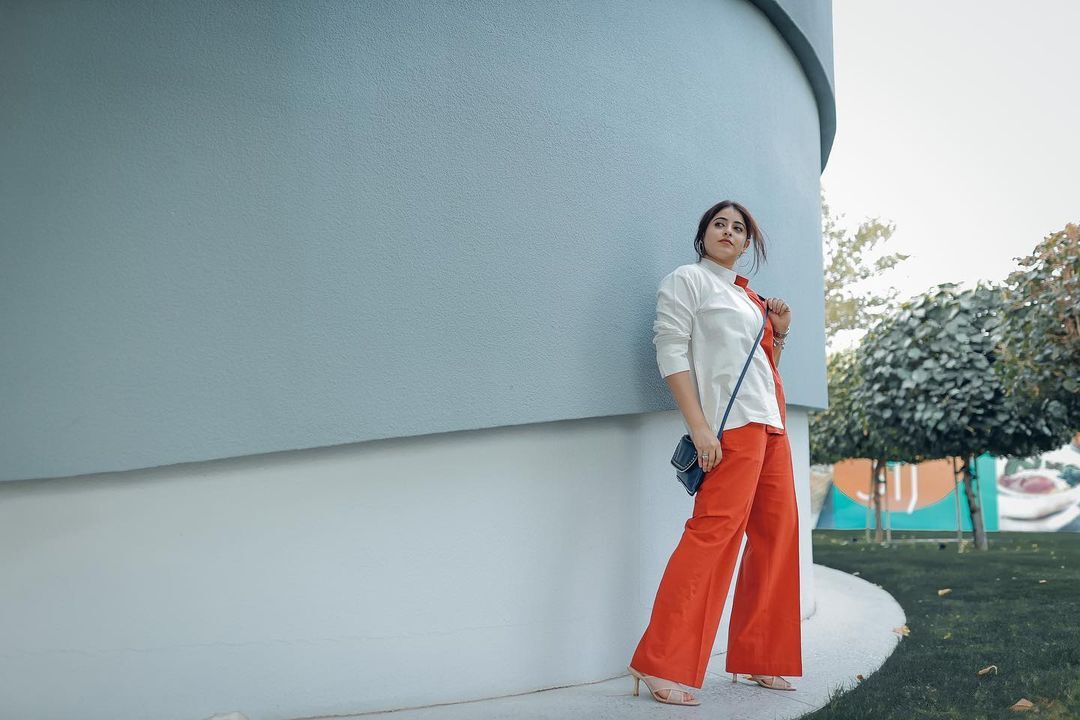 ആഹാ... മികച്ച ഒരു കോമ്പിനേഷന്‍.. ഇതൊക്കെ എങ്ങനെ സാധിക്കുന്നു? ഐമയുടെ പുതിയ ചിത്രങ്ങള്‍ കണ്ടാലോ