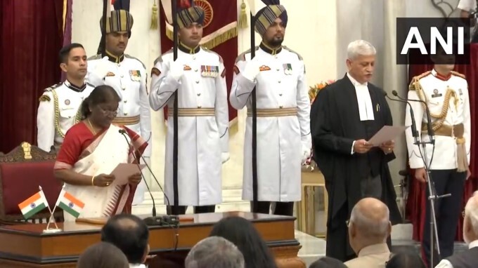 Justice Uday Umesh Lalit takes oath as The Chief Justice of India