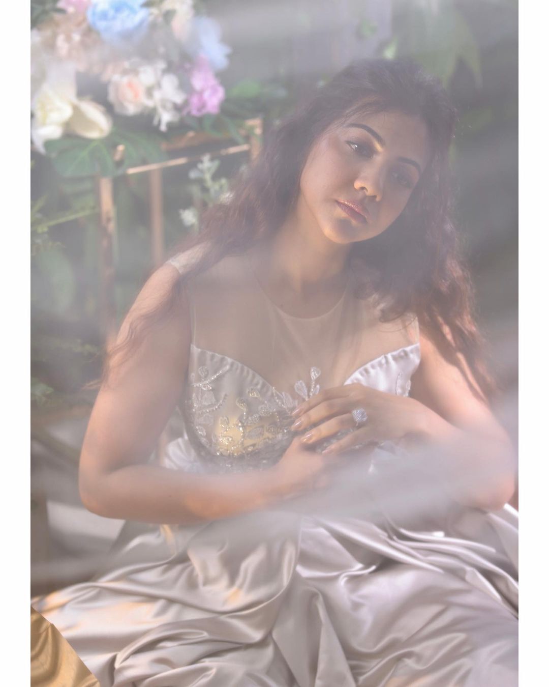 എന്ത് പറയാനാണ് ഇതിനപ്പുറം, കലക്കി, കിടുക്കി, തിമിര്‍ത്തു, പേര്‍ളി സ്റ്റൈലില്‍ മഡോണ സെബാസ്റ്റിയന്‍, ചിത്രങ്ങള്‍ വൈറല്‍