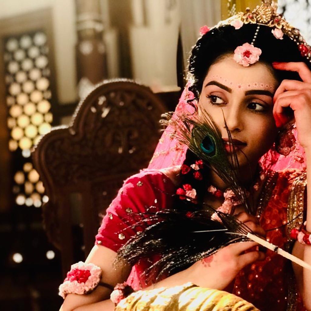 'राधाकृष्ण' सीरियल में राधा बनी Mallika Singh हैं खूबसूरती की मल्लिका, बचपन में ही उठ गया था पिता का साया