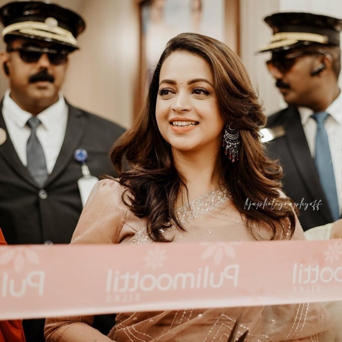 Mollywood Actress Bhavana Latest Photo In Saree