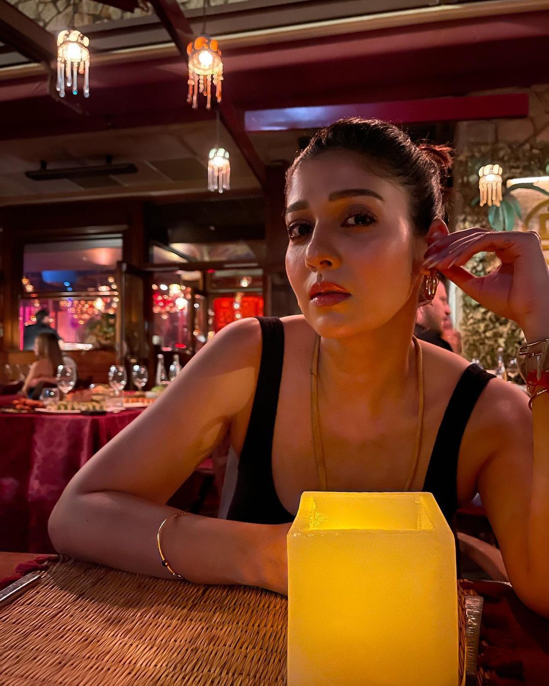 ലവ് ഇന്‍ ബാഴ്‌സലോണ, വിക്കിക്കൊപ്പം നയന്‍താരയുടെ റൊമാന്റിക് സെല്‍ഫി, പുതിയ ചിത്രങ്ങള്‍ വൈറല്‍