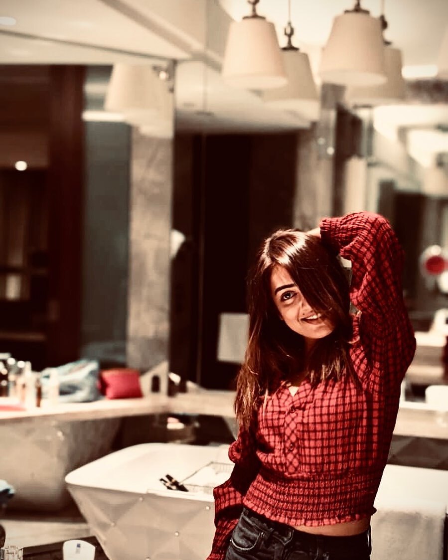 'ഇത്ര മോശം അനുഭവം ഇതുവരെ ഉണ്ടായിട്ടില്ല, ഇനി ജീവിതത്തിൽ ഒരിക്കലും കയറില്ല', തായ് എയർവേസിനെതിരെ നസ്രിയ