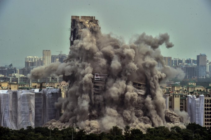 Noida Supertech Twin Towers demolished in just 9 seconds