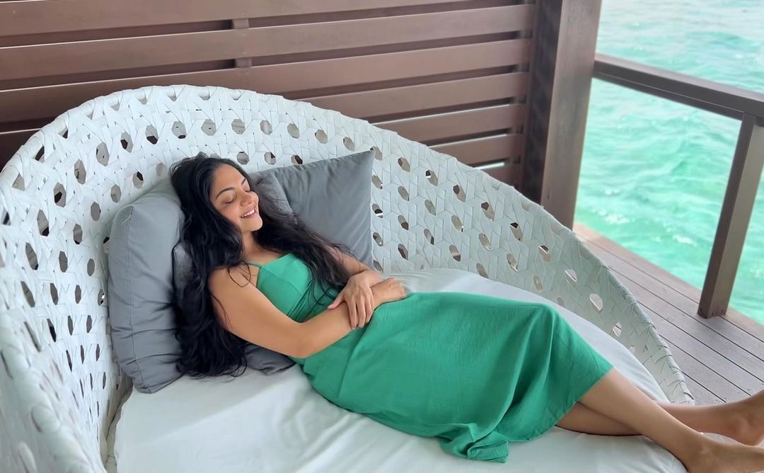 'എന്നും ഇങ്ങനെ ഹാപ്പിയായി ഇരിക്കൂ'; സിംഗപ്പൂരില്‍ അടിച്ചുപൊളിച്ച് അഹാനയും കുടുംബവും