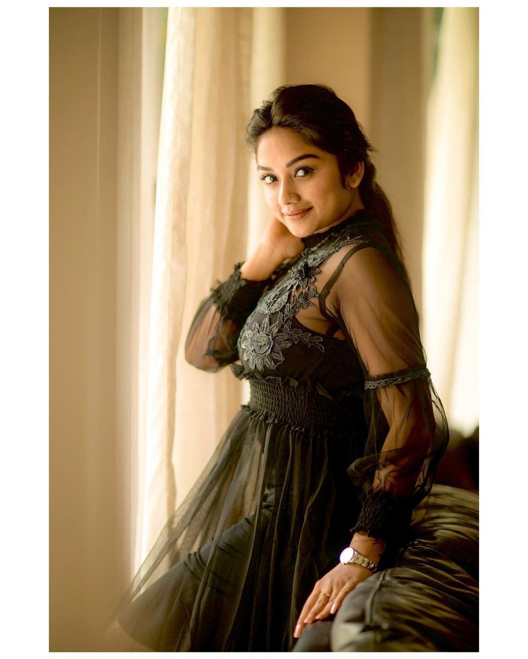 PHOTOS : வாவ்.. வேற லெவல் கியூட் போஸ் போங்க.. சீரியல் நடிகை ப்ரீத்தி ஷர்மாவின் நச் பிக்ஸ் இதோ! 