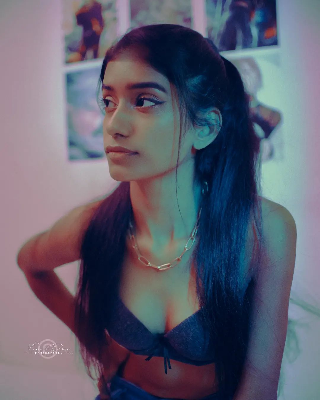 PHOTOS : அட அட.. என்னம்மா லுக் விடுறாங்க.. நடிகை நேகா சஹாவின் லேட்டஸ்ட்  நச் போட்டோஸ் இதோ!