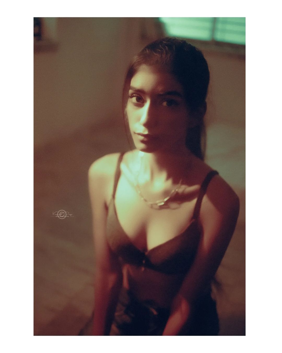 PHOTOS : அட அட.. என்னம்மா லுக் விடுறாங்க.. நடிகை நேகா சஹாவின் லேட்டஸ்ட்  நச் போட்டோஸ் இதோ!