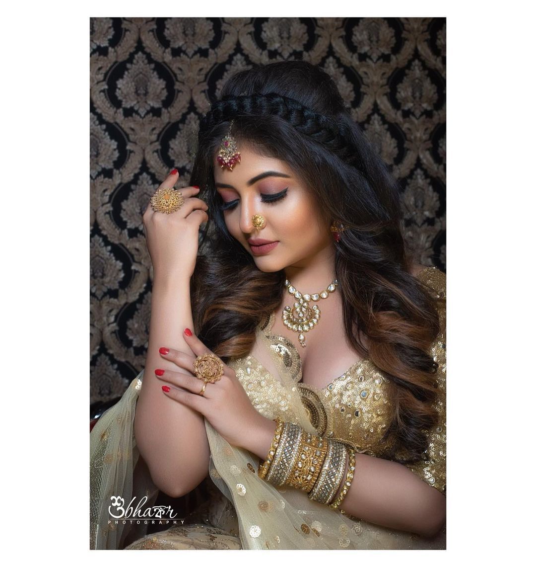 PHOTOS : பீச்சில் ரிலாக்ஸாக போஸ் கொடுக்கும் ரிதுபர்ணா.. கவர்ந்திழுக்கும் நச் போட்டோஸ் இதோ!