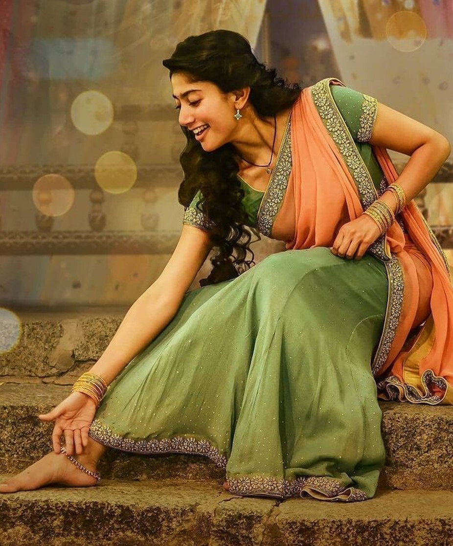 PHOTOS : நயன்தாரா முதல் ராஷ்மிகா வரை.. ட்ரெடிஷனல் லுக்கில் அழகு  தேவதையாய் மிளிரும் டாப் தமிழ் நடிகைகள்.. சூப்பர் பிக்ஸ் இதோ!