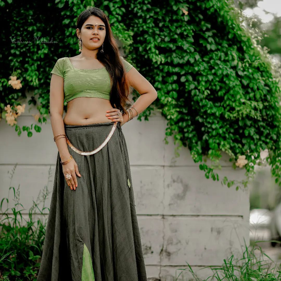PHOTOS : யப்பா.. கேரளா மாடல் அழகியா இவங்க? சொக்கவைக்கும் அழகில் அர்ச்சனா.. ஏங்கவைக்கும் கலக்கல் போட்டோஸ் இதோ!
