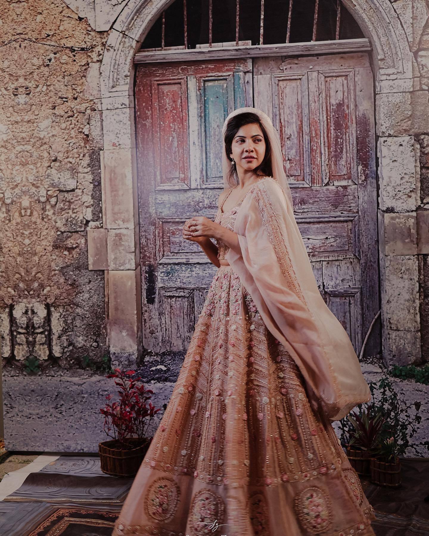 ദേവതയോ ദേവിയോ..!!! മഡോണയുടെ പുതിയ ലുക്കുകണ്ട് കണ്ണ് തള്ളി ആരാധകര്‍