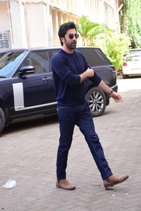 Ranbir Kapoor And Alia Bhatt During The Promotion Of Film Brahmastra At Mehboob Studio