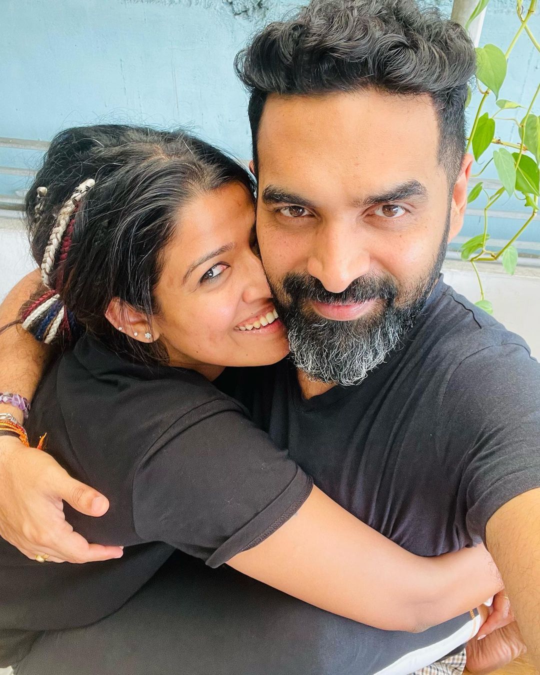 തൂവെള്ളയില്‍ ക്യൂട്ടായി അമൃത സുരേഷ്; ഇത് ഗോപി സുന്ദറിനുള്ളത്, ആ ചിരിക്കാണ് നൂറ് മാര്‍ക്ക്, വൈറലായി ചിതങ്ങള്‍