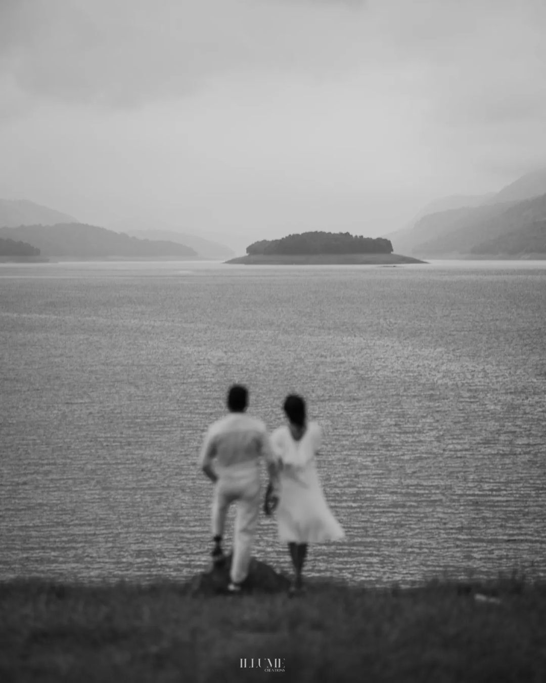 തൂവെള്ളയില്‍ ക്യൂട്ടായി അമൃത സുരേഷ്; ഇത് ഗോപി സുന്ദറിനുള്ളത്, ആ ചിരിക്കാണ് നൂറ് മാര്‍ക്ക്, വൈറലായി ചിതങ്ങള്‍