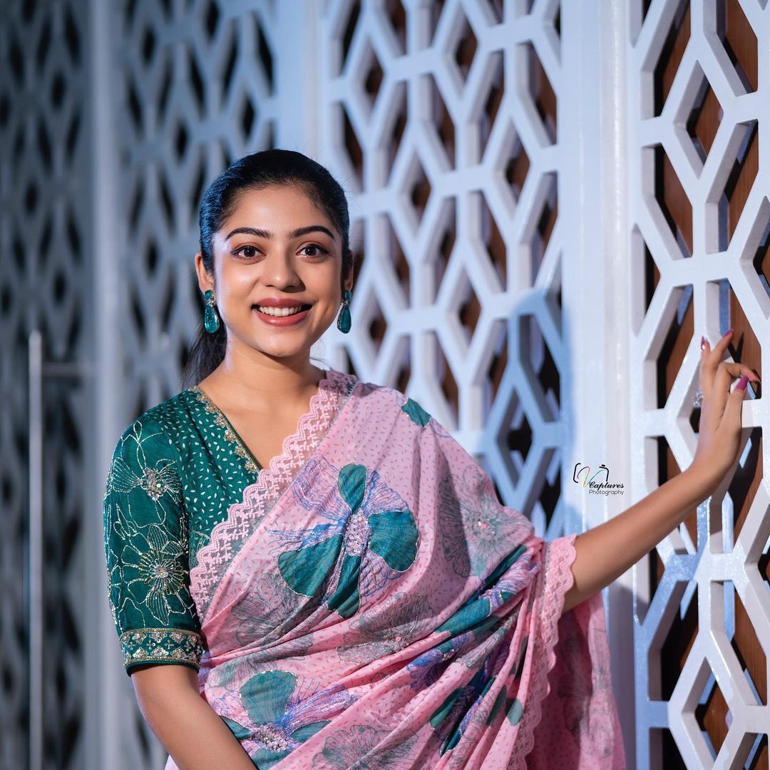 ചിത്രശലഭം പോലെ സുന്ദരിയായി വർഷ ബൊല്ലമ്മ, നടിയുടെ ലേറ്റസ്റ്റ് ചിത്രങ്ങൾ കാണാം