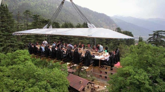 Check Out This Flying Restaurant In Bengaluru