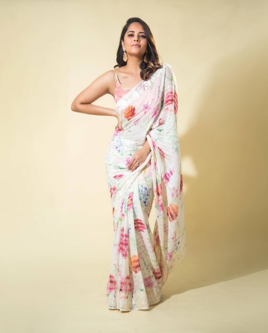 Tollywood Actress Anasuya Bharadwaj Looks Stunning In Latest Pics