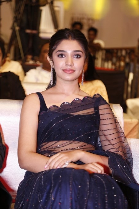 Tollywood Actress Krithi Shetty Looks Beautiful in a Black Saree