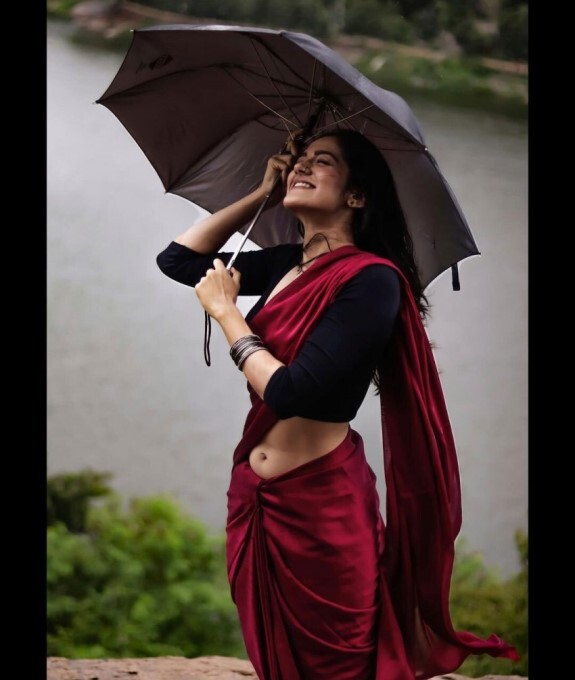 Tollywood Actress Simran Choudhary Looks Stunning In Ethnic Wear