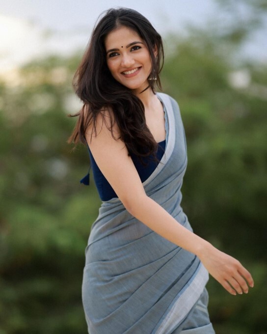 Tollywood Actress Simran Choudhary Looks Stunning In Ethnic Wear