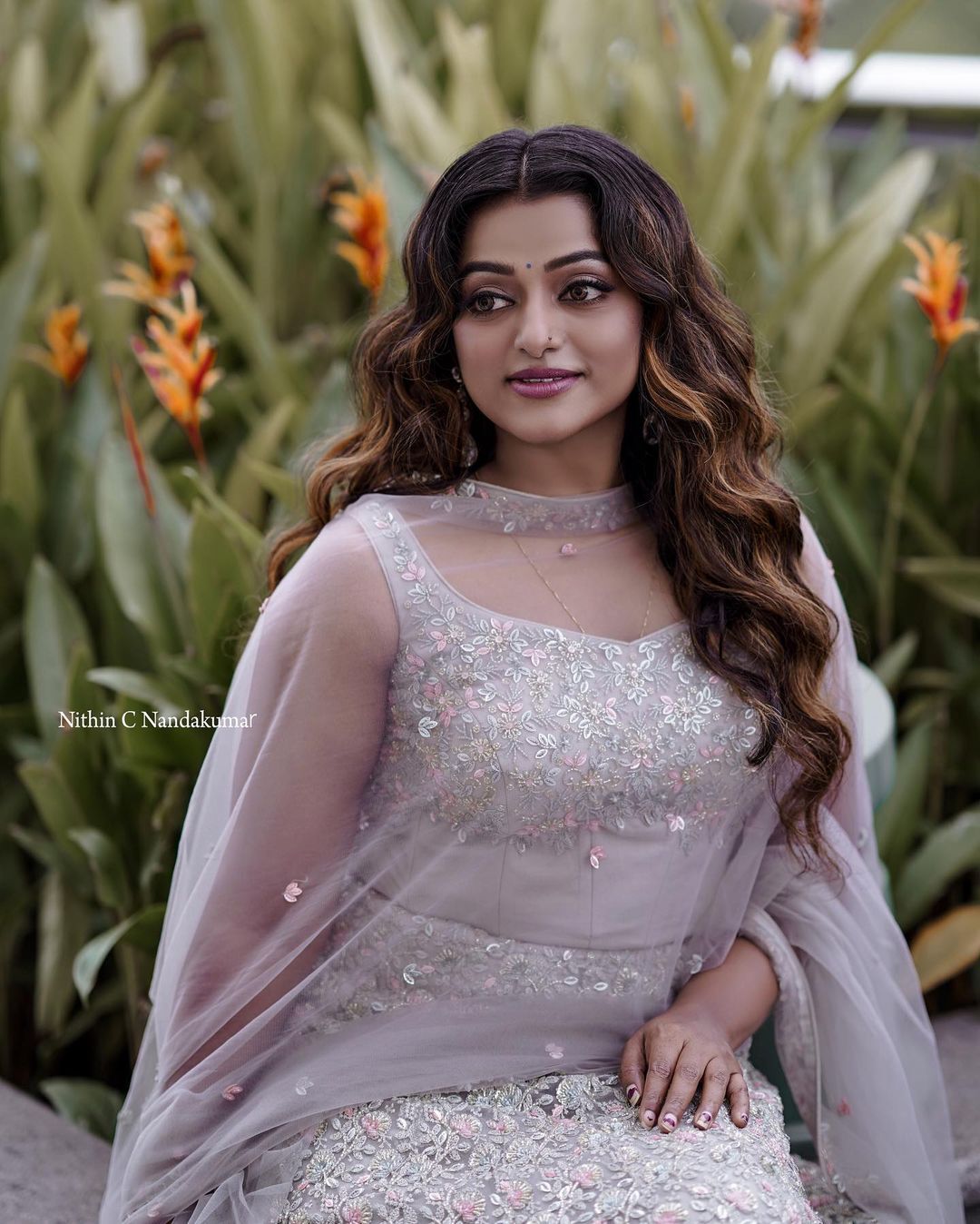 ആറ്റിറ്റ്യൂഡ് എന്നാൽ എജ്ജാതി... നടി മീരാ അനിൽ പൊളിച്ചടുക്കി; വൈറലായി ചിത്രങ്ങൾ