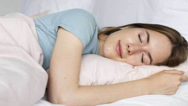 തലമുടി അമിതമായി കൊഴിയുന്നുണ്ടോ? എങ്കിൽ ഇതാ നിങ്ങൾക്കുള്ള പരിഹാര മാർഗങ്ങൾ...